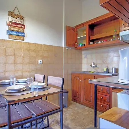 Maielia Acharavi Apartament