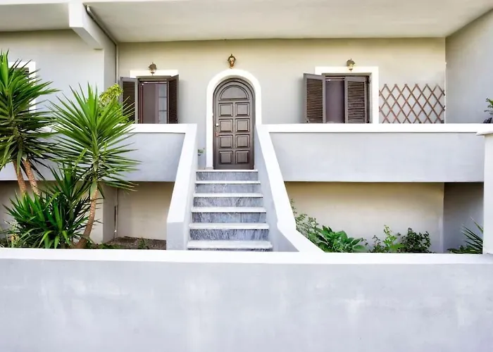 Maielia Acharavi