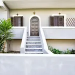 Maielia Acharavi